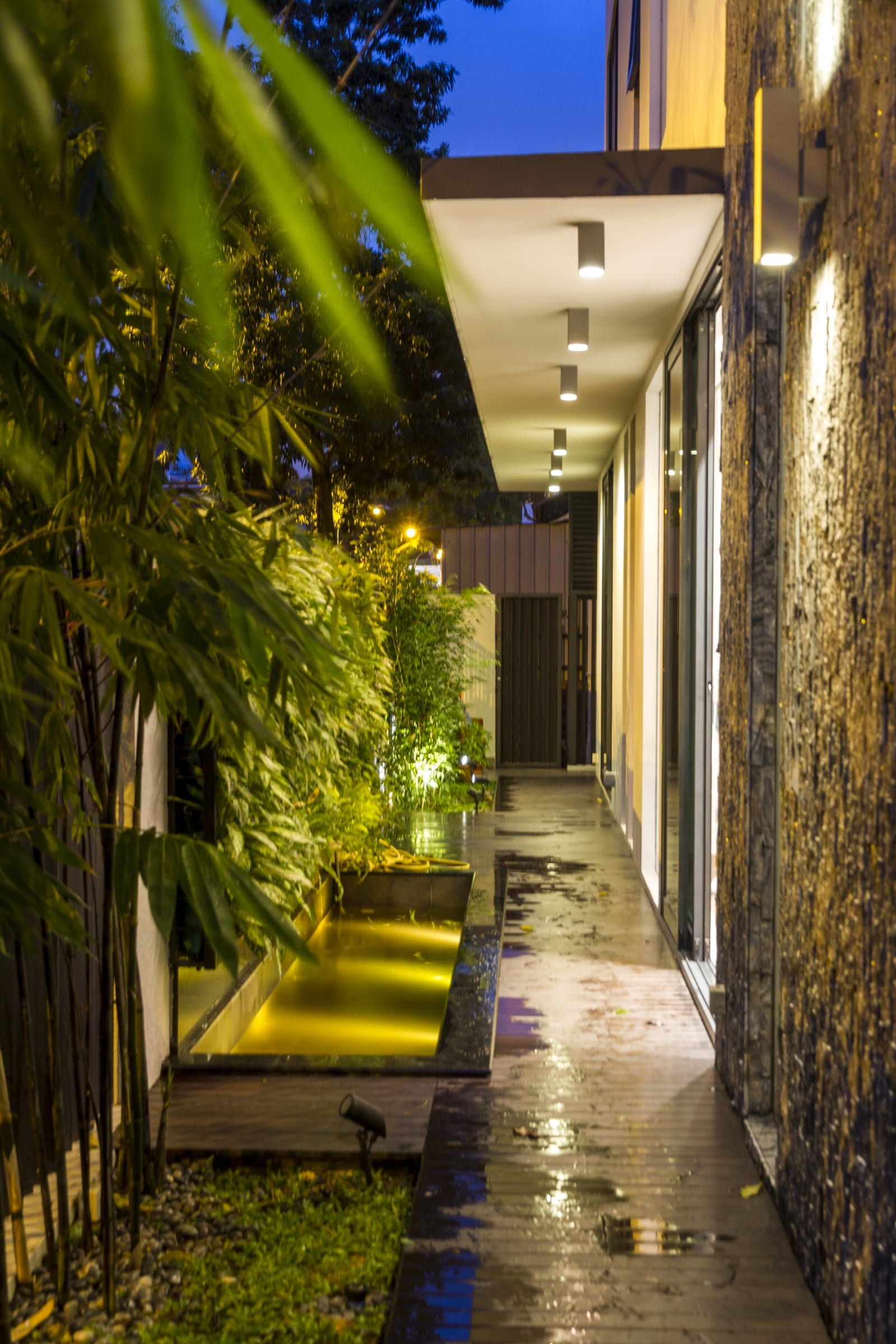 Ceylon Road, view 14